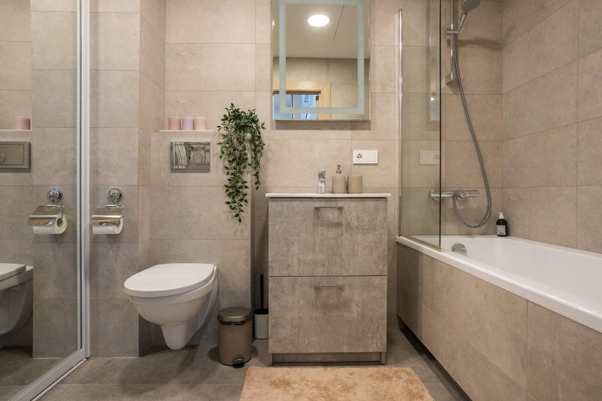 Lazdyneliu Vingis, Free Underground Parking, Long Stays Welcome VNO Eksteriør bilde