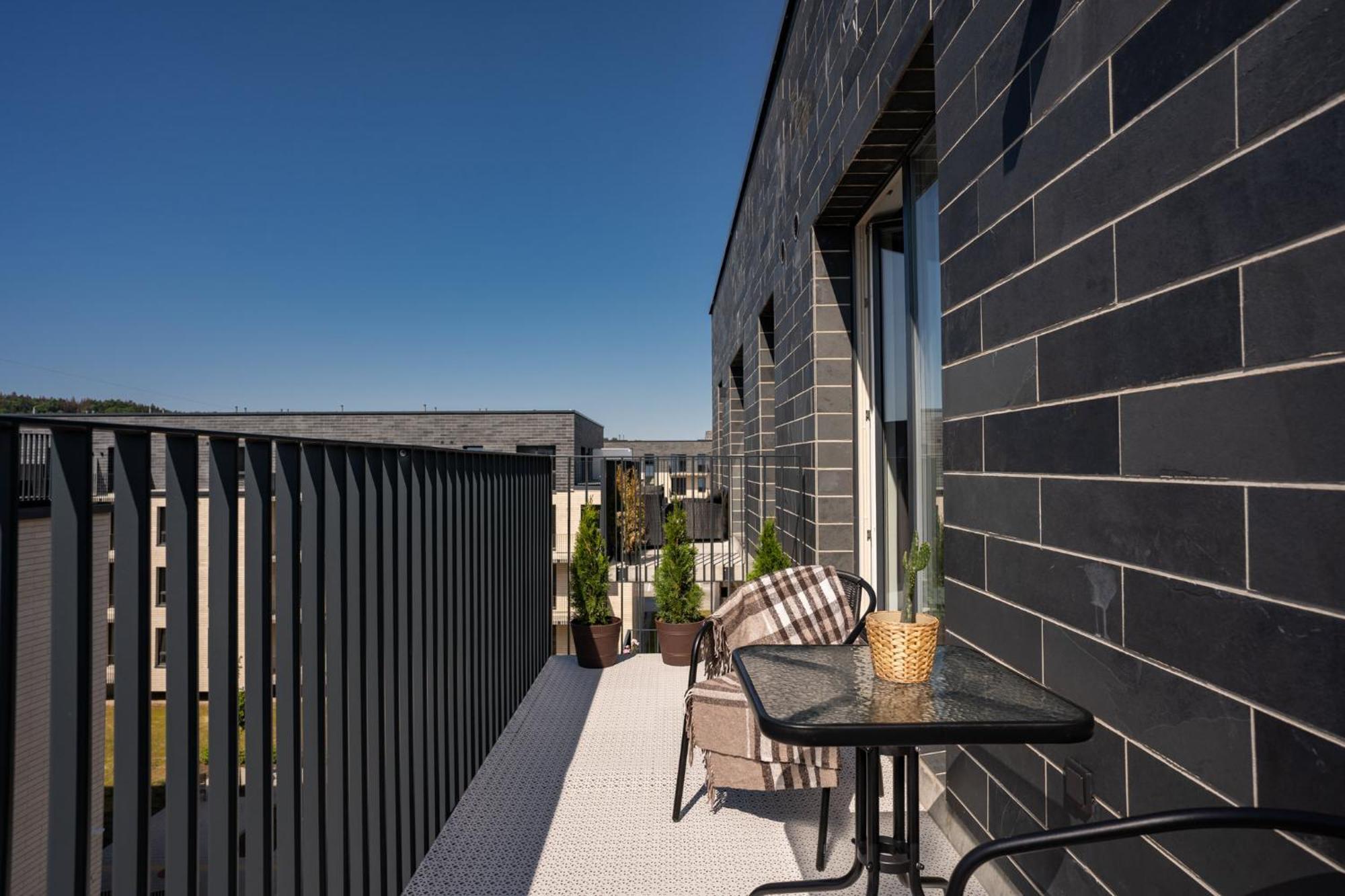 Lazdyneliu Vingis, Free Underground Parking, Long Stays Welcome VNO Eksteriør bilde